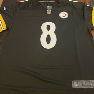 Kenny Pickett brand New Jerseylarge with sewed on numbers. Same game day jersey